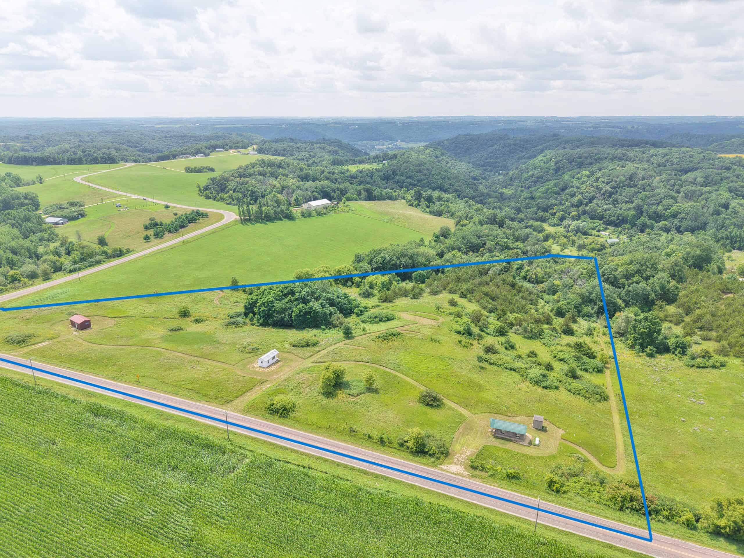 14.21 Acres Driftless Region SW Wisconsin 3-Seasonal Cabins