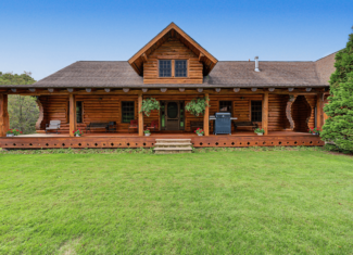 96.25-Acre Log Home, Pasture & Recreational Estate in Grant County, Wisconsin