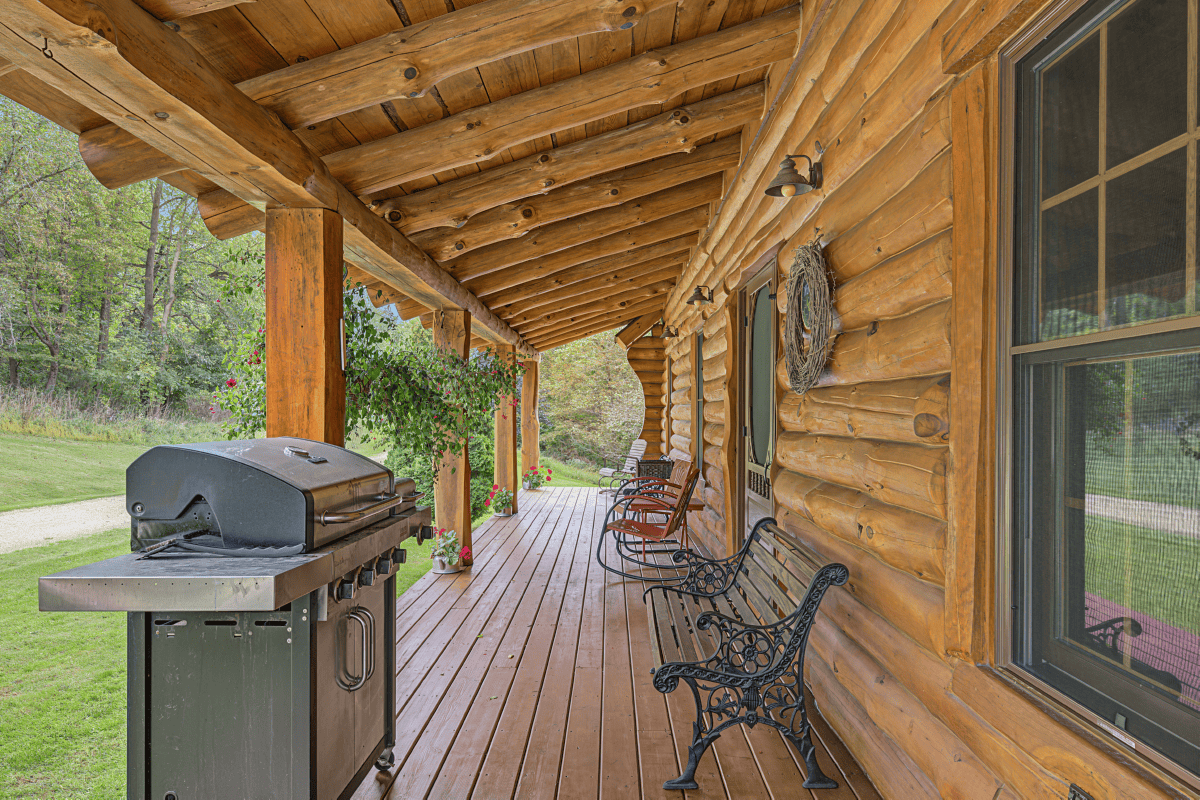 96.25-Acre Log Home, Pasture & Recreational Estate in Grant County, Wisconsin