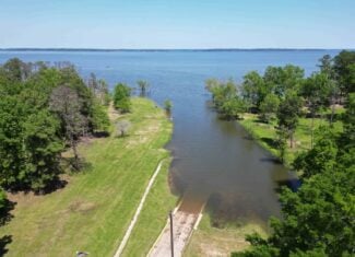 Hunting and Fishing Retreat on Sam Rayburn Lake-Zavalla, TX