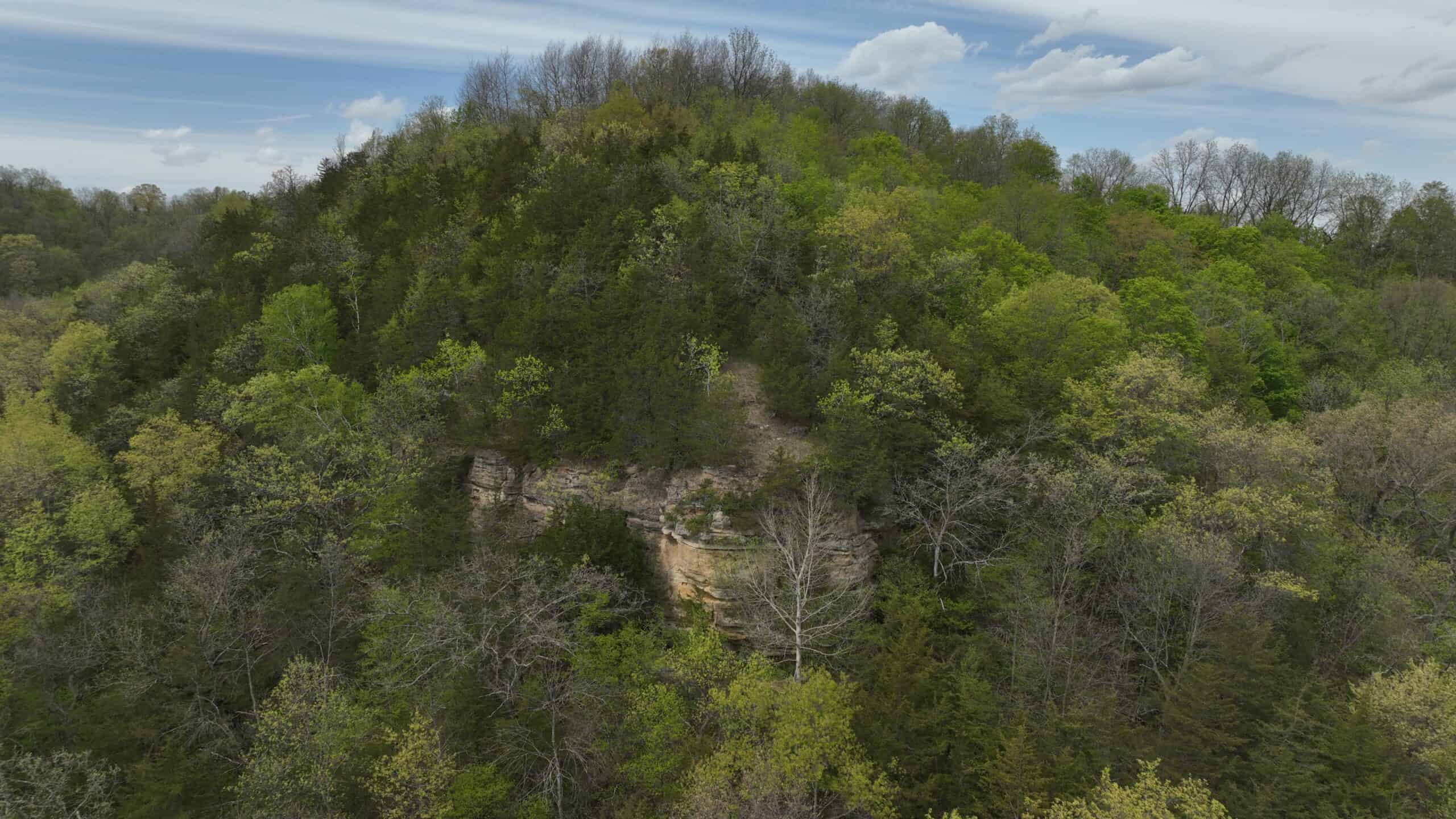 34.83-Acre Southwest Wisconsin Hunting Retreat | Viola, Wisconsin