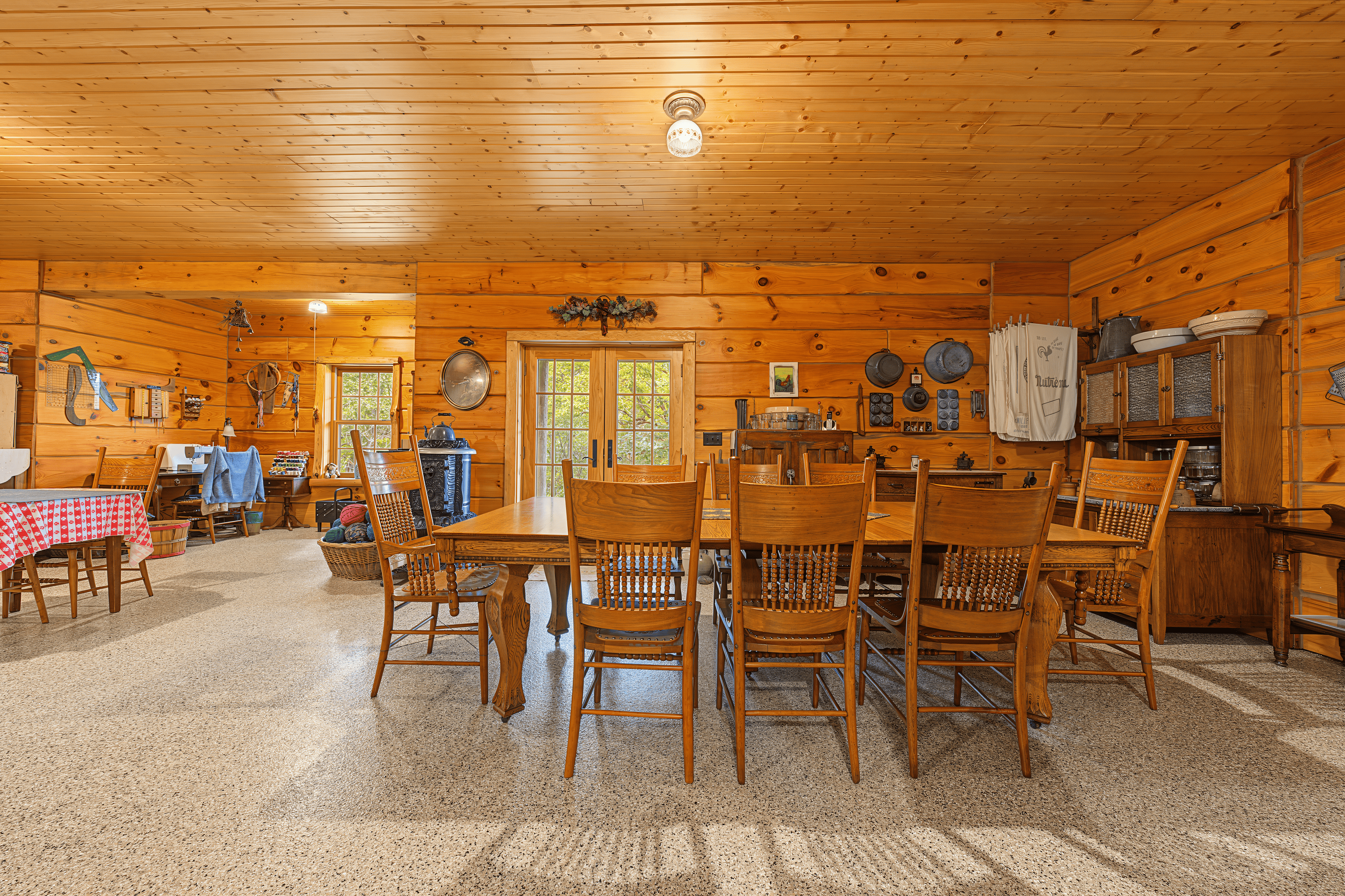 96.25-Acre Log Home, Pasture & Recreational Estate in Grant County, Wisconsin