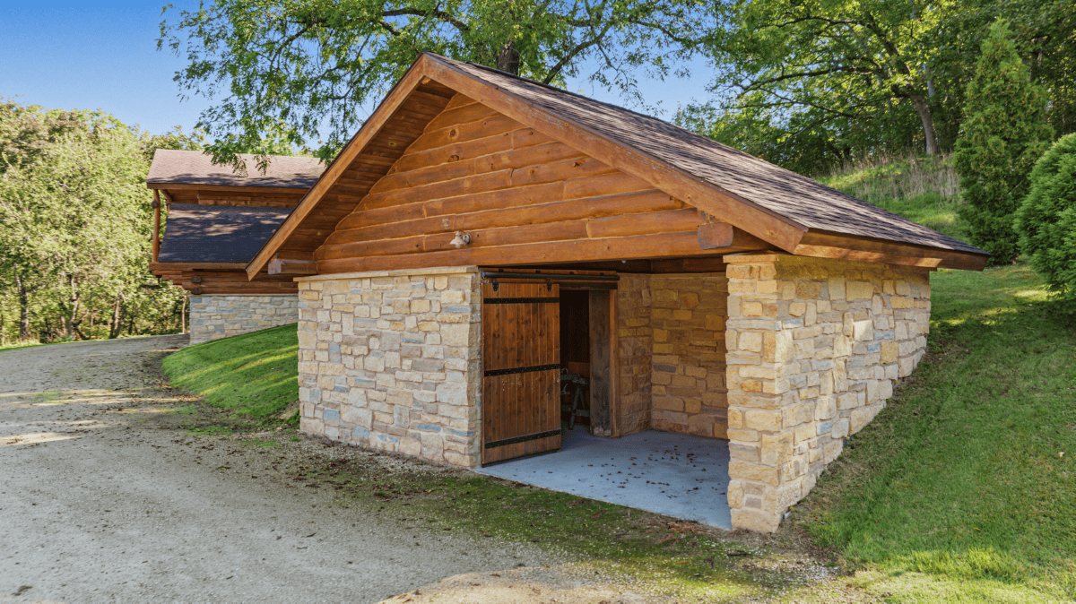 96.25-Acre Log Home, Pasture & Recreational Estate in Grant County, Wisconsin