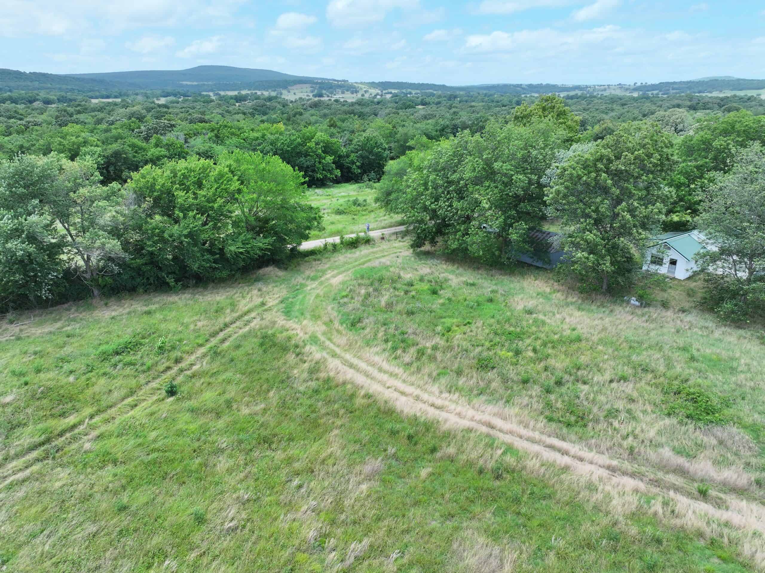 104± Acres of Whitetail Hunting, Hardwood Timber & Fishing Ponds in SE Oklahoma