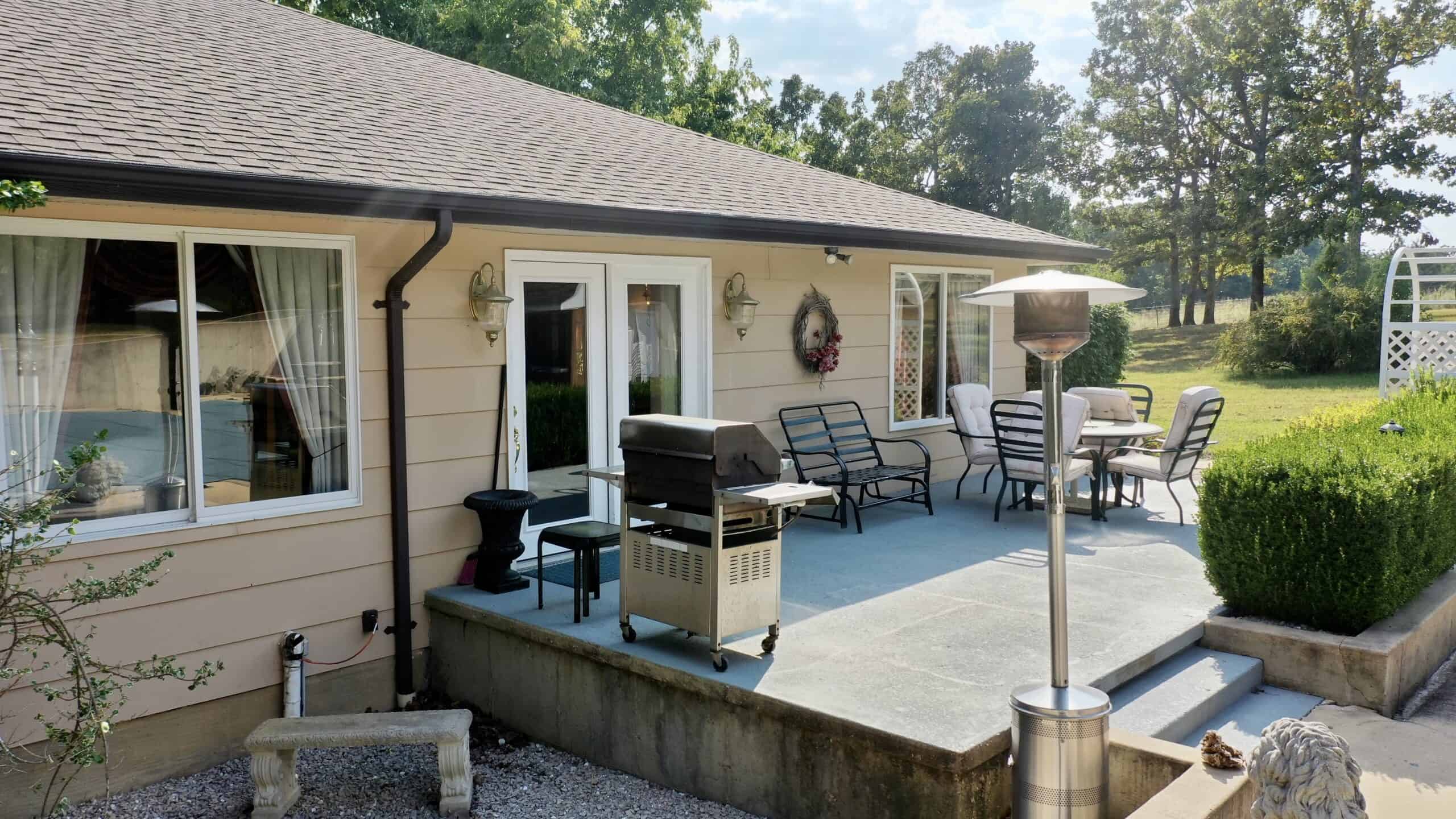 Salem, MO – 20-Acre Hunting & Recreational Retreat with Stocked Pond