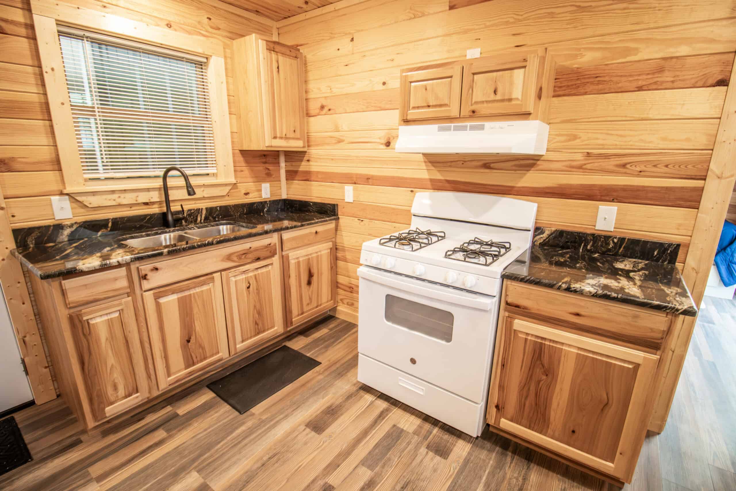 Hunting and Fishing Retreat on Sam Rayburn Lake-Zavalla, TX