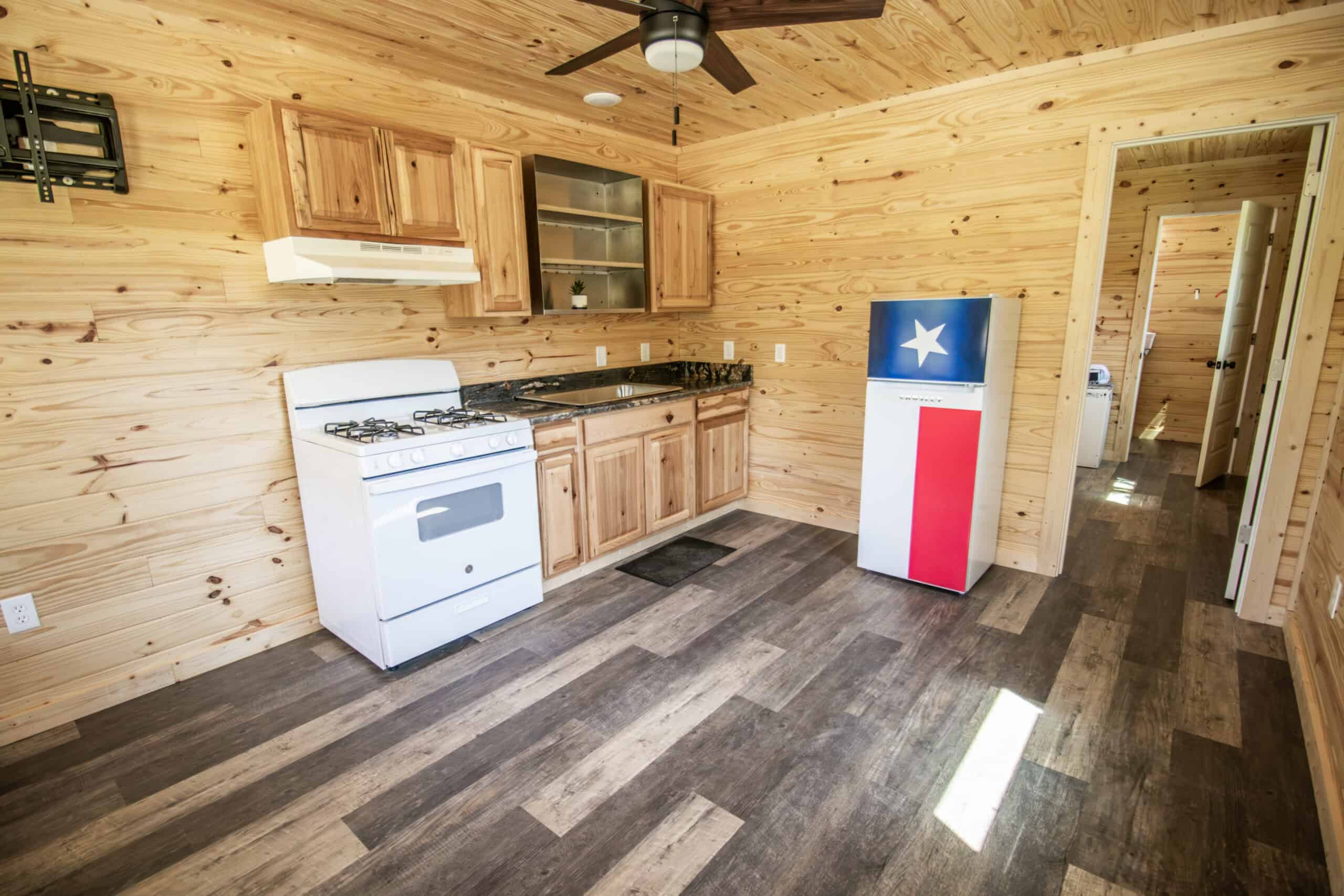 Hunting and Fishing Retreat on Sam Rayburn Lake-Zavalla, TX
