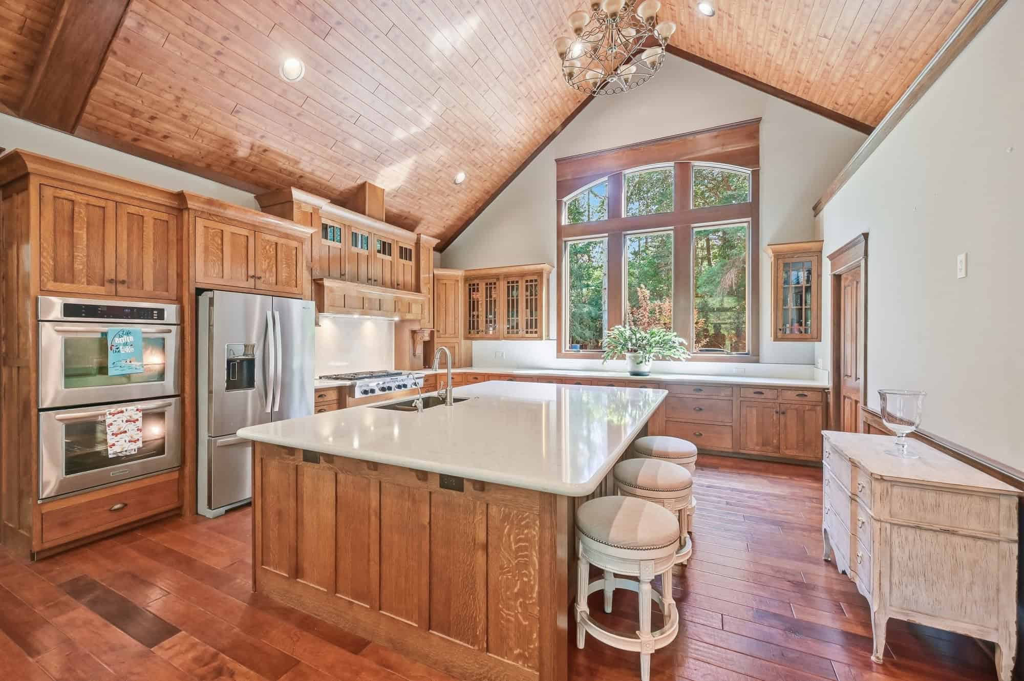 LUXURY SOUTHERN INDIANA ESTATE ON 71 ACRES WITH PRIVATE LAKE