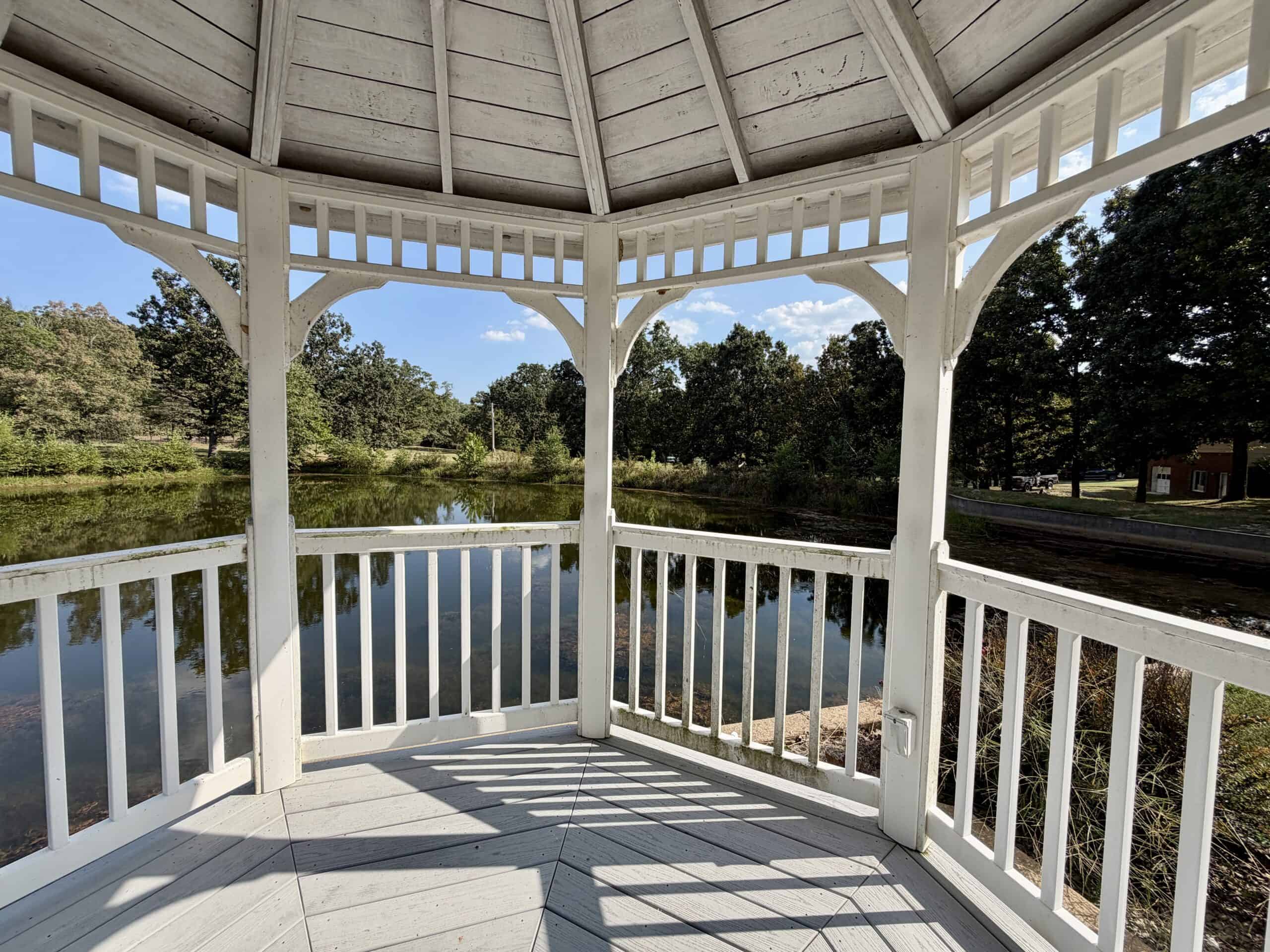 Salem, MO – 20-Acre Hunting & Recreational Retreat with Stocked Pond