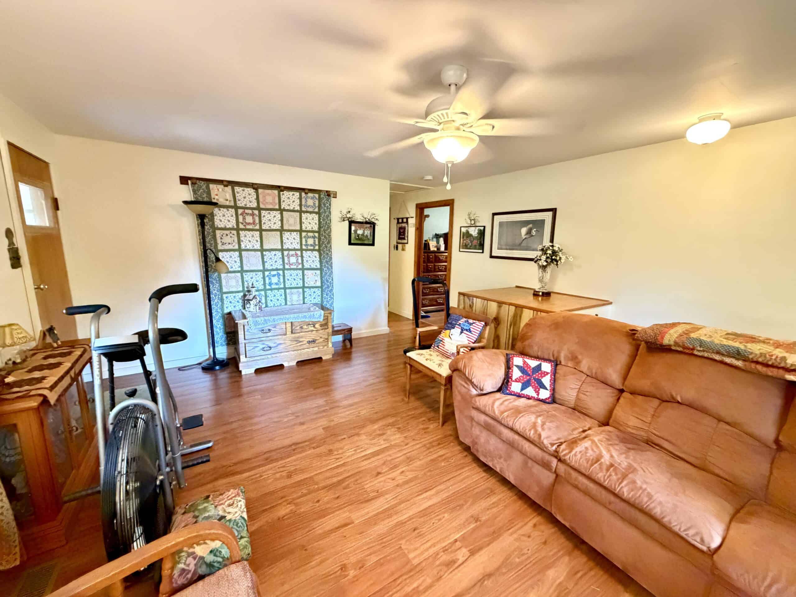 Secluded Acreage Farm and Home in Boss, Missouri
