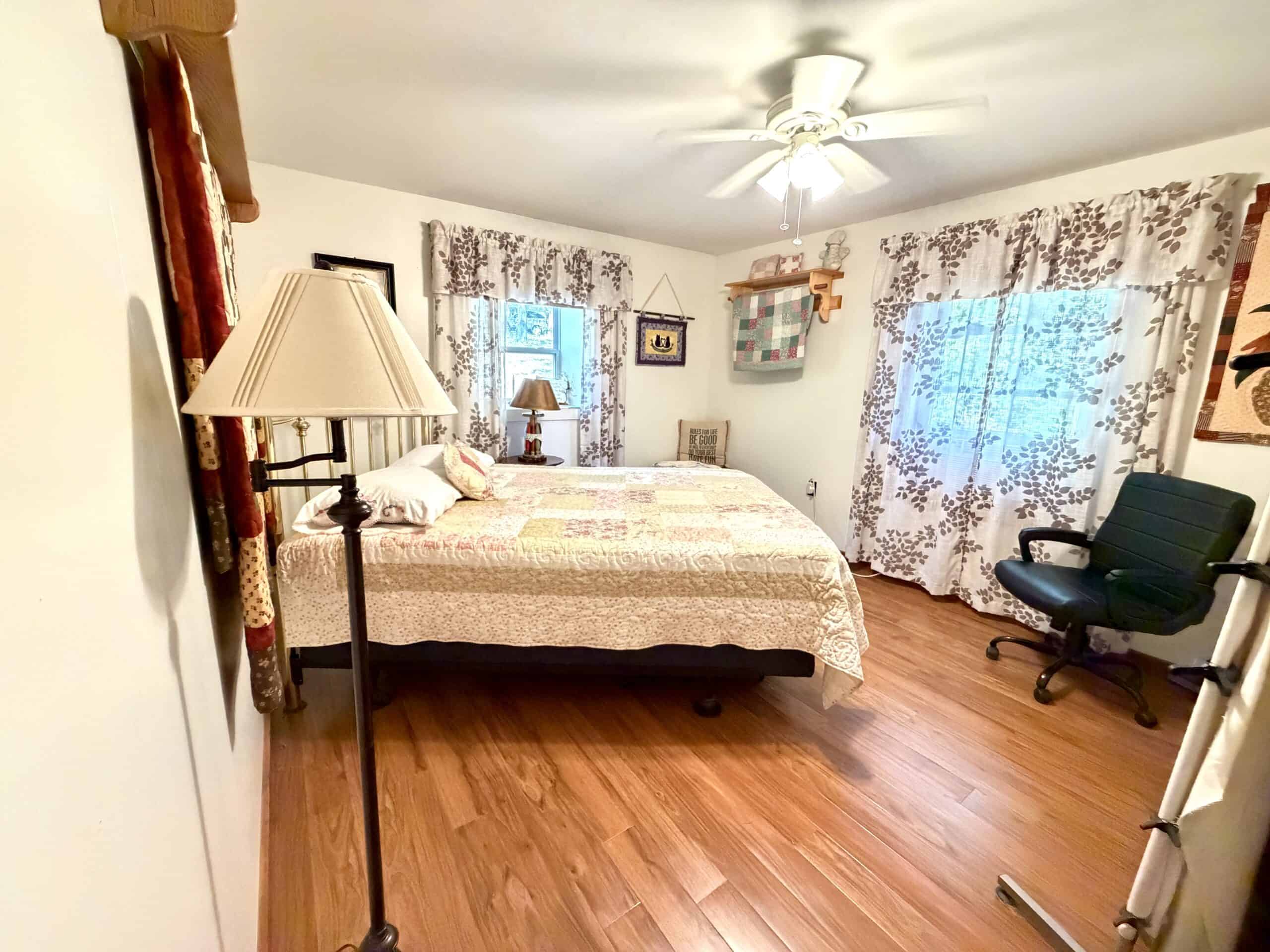 Secluded Acreage Farm and Home in Boss, Missouri