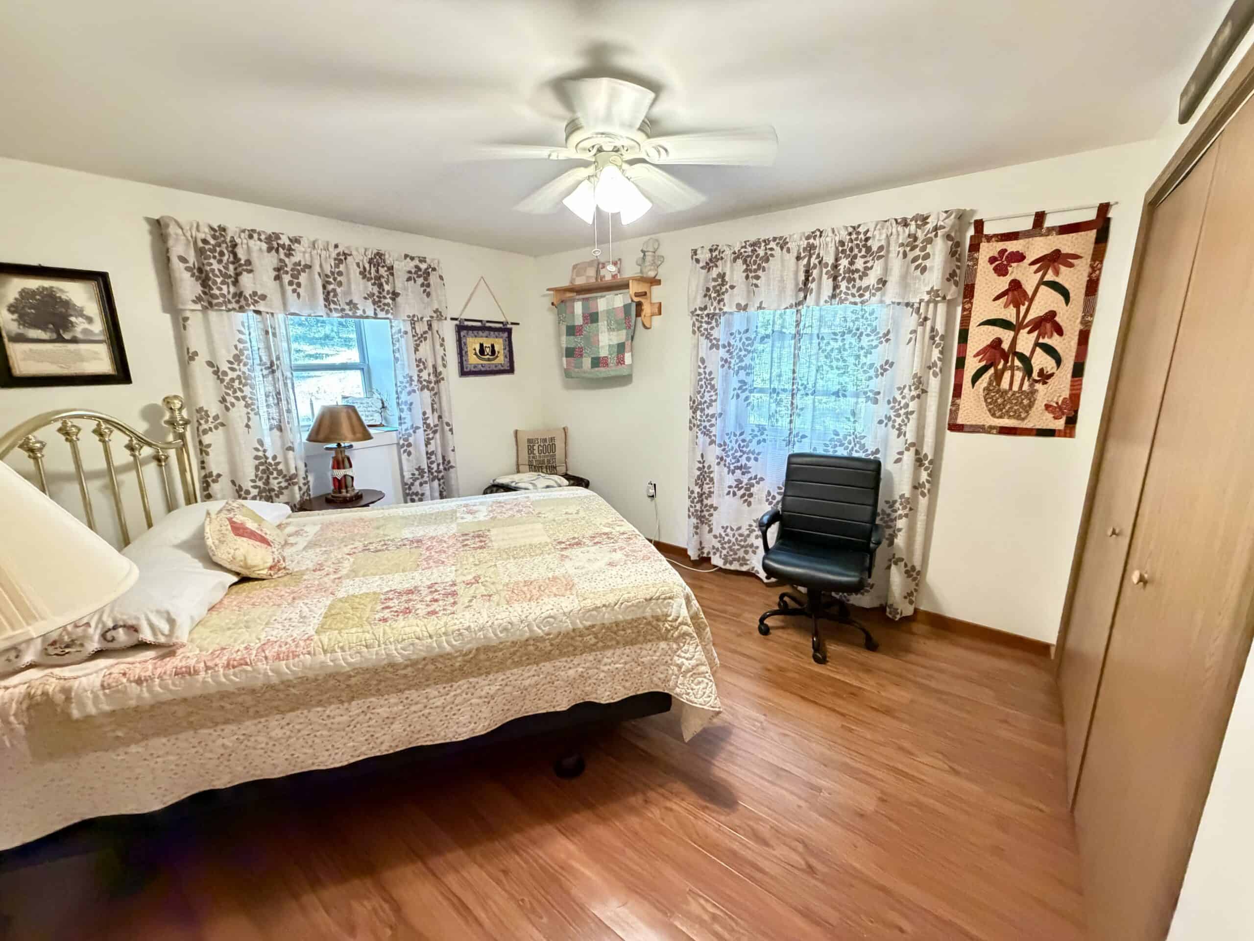 Secluded Acreage Farm and Home in Boss, Missouri