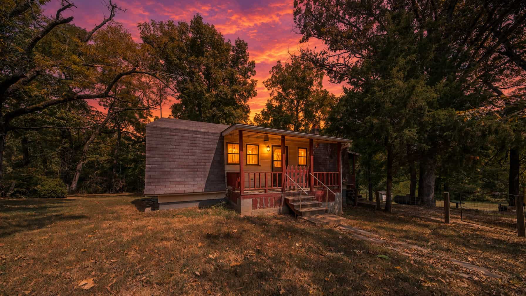Country Home on 40 Acres for Sale in the Ozarks | Willow Springs, Missouri