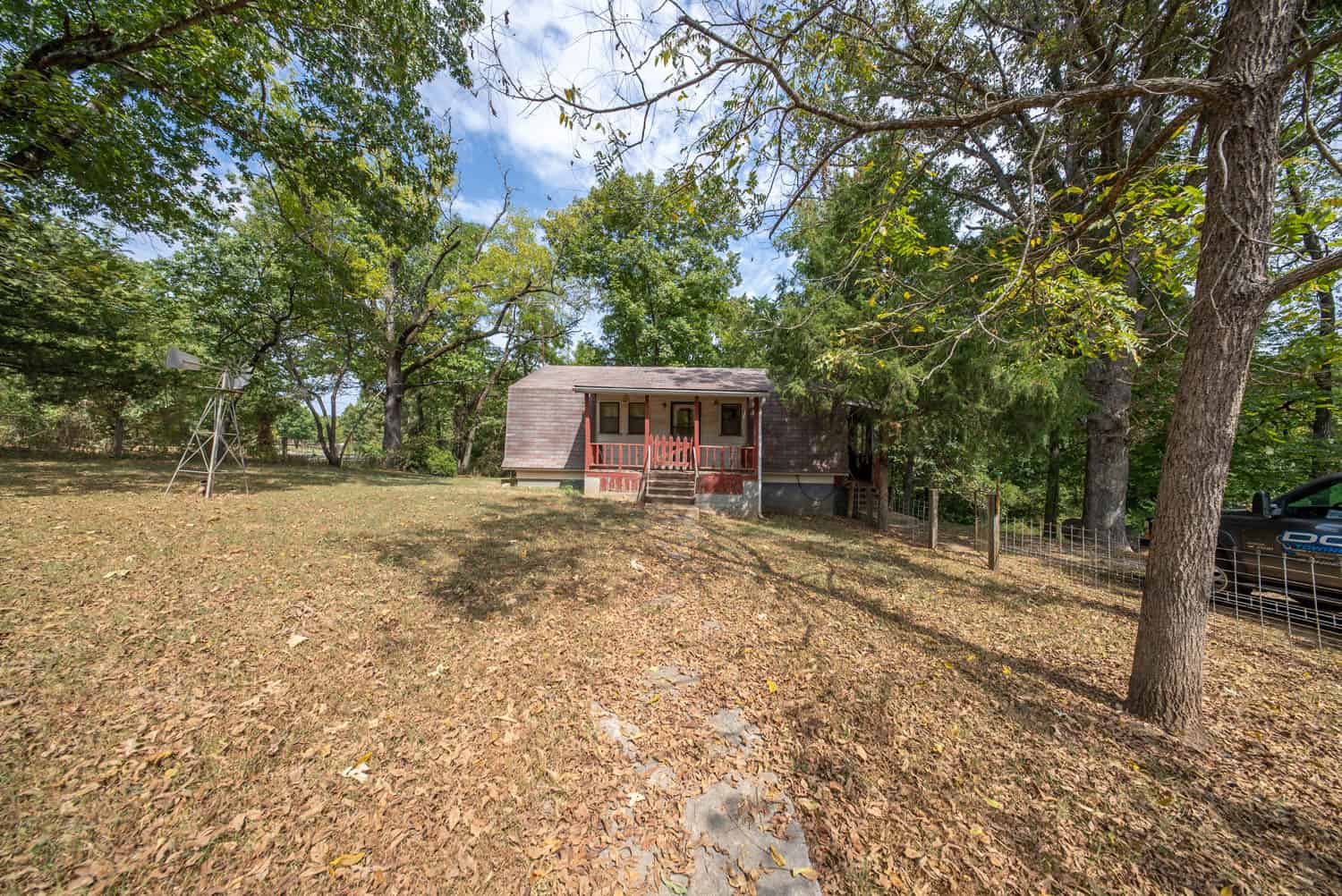 Country Home on 40 Acres for Sale in the Ozarks | Willow Springs, Missouri