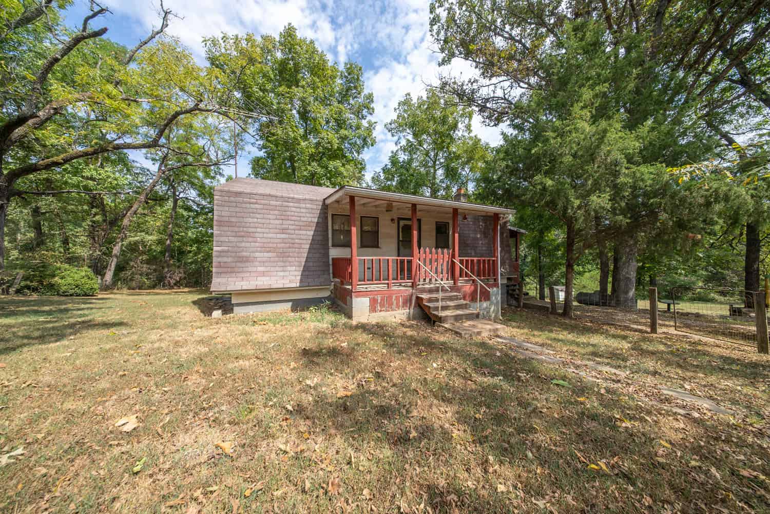 Country Home on 40 Acres for Sale in the Ozarks | Willow Springs, Missouri