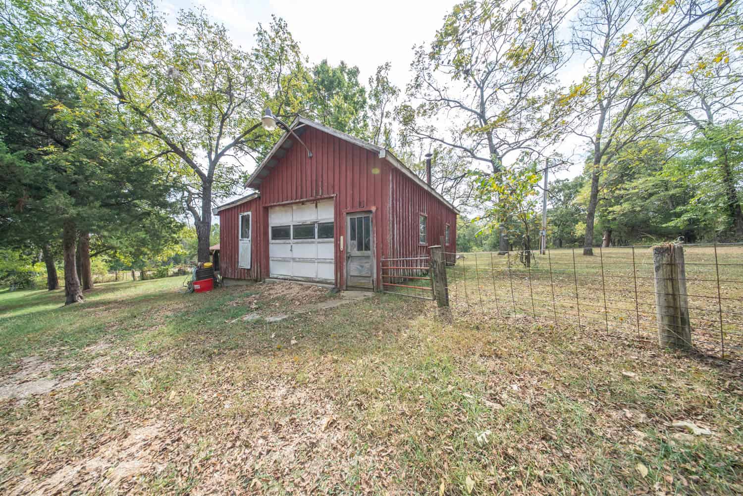 Country Home on 40 Acres for Sale in the Ozarks | Willow Springs, Missouri
