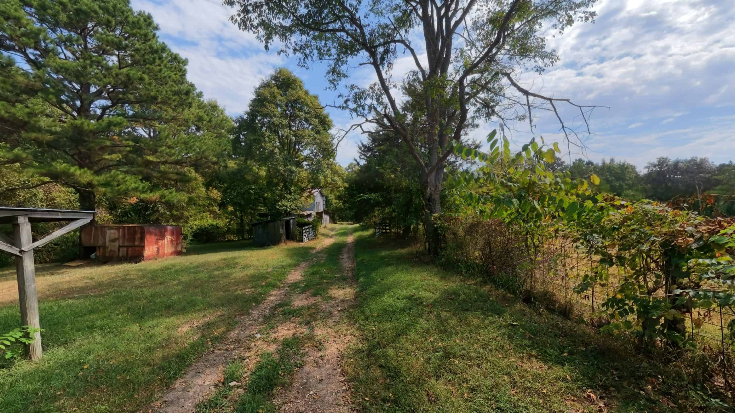 Country Home on 40 Acres for Sale in the Ozarks | Willow Springs, Missouri