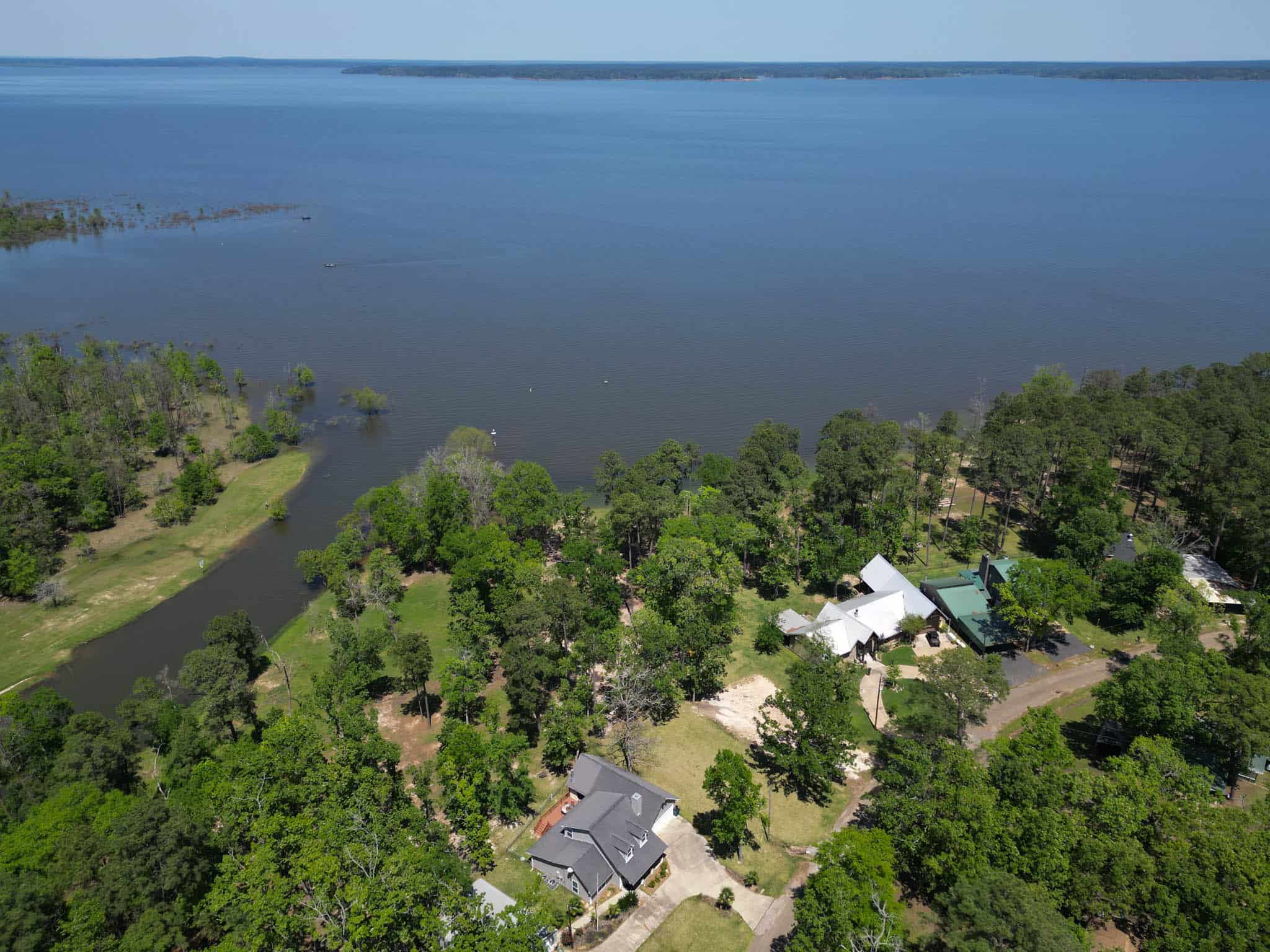 Hunting and Fishing Retreat on Sam Rayburn Lake-Zavalla, TX