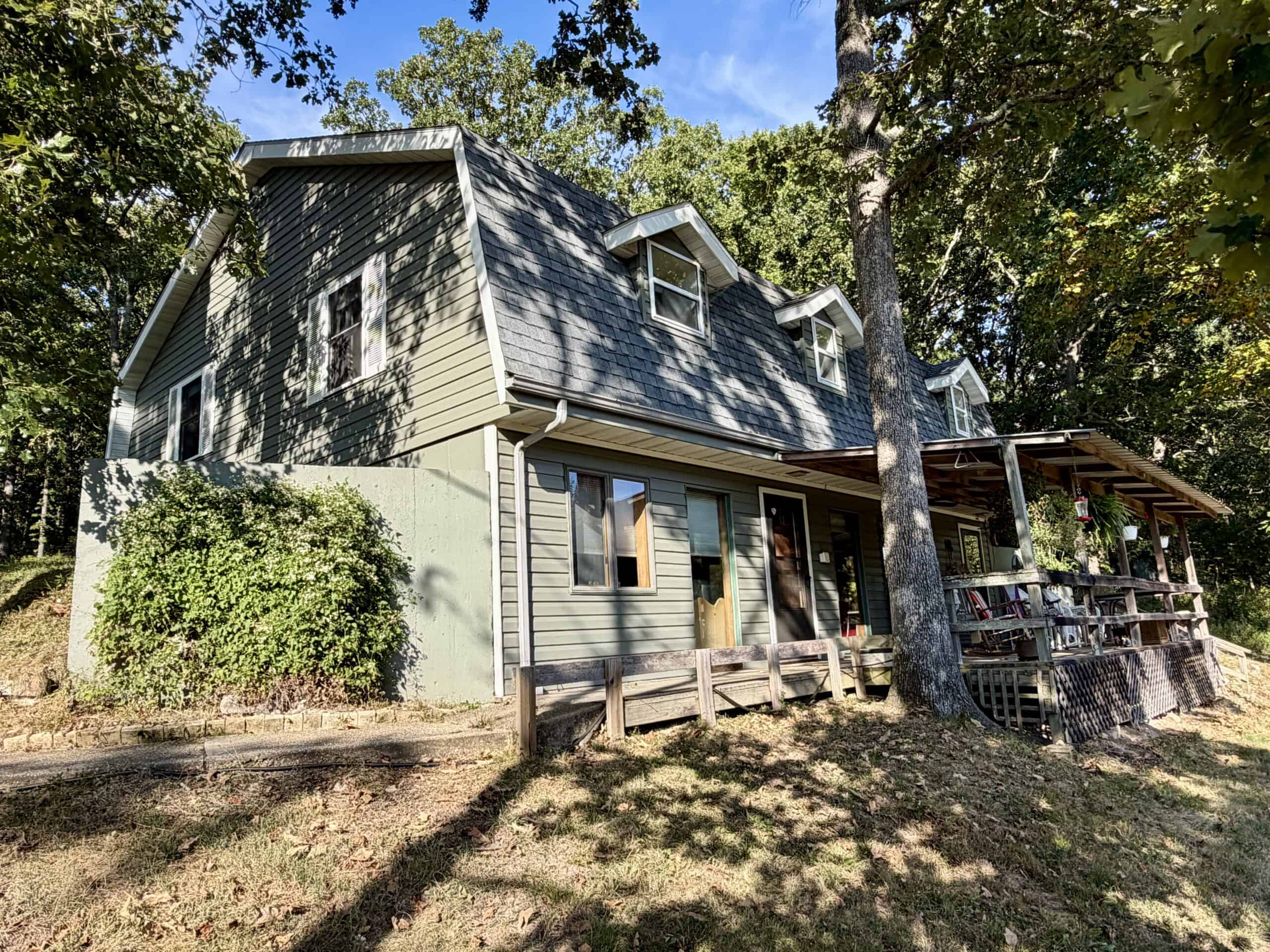 Secluded Acreage Farm and Home in Boss, Missouri