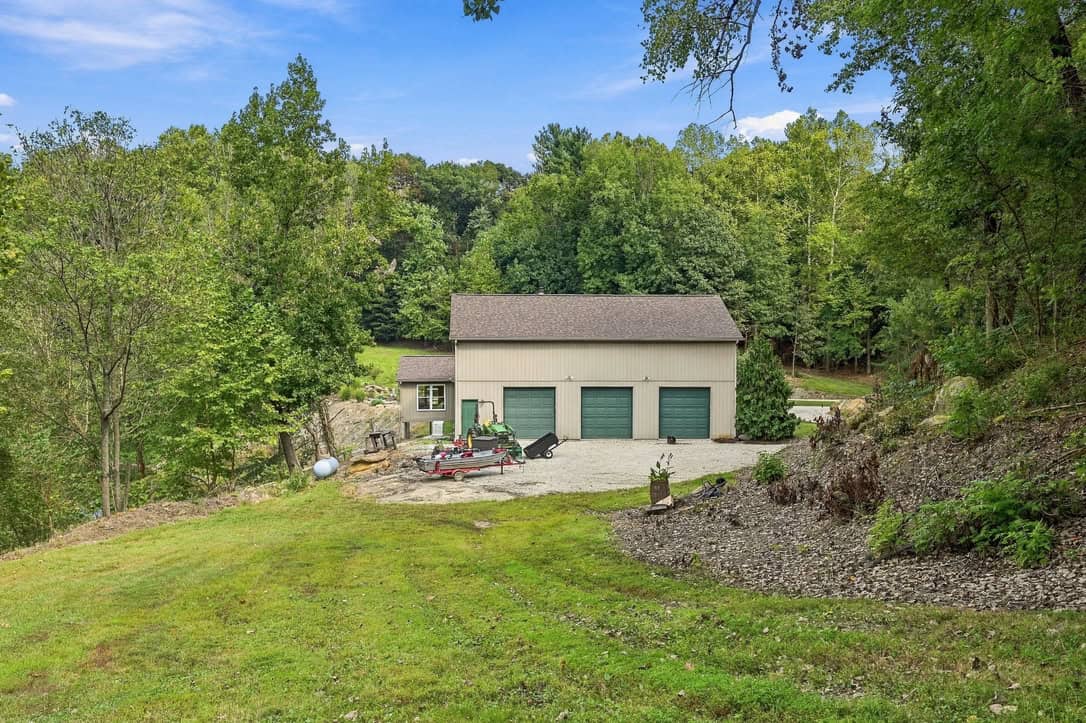 LUXURY SOUTHERN INDIANA ESTATE ON 71 ACRES WITH PRIVATE LAKE