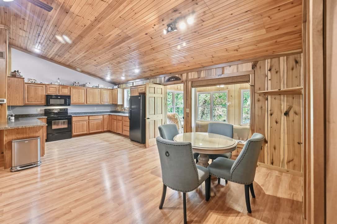 LUXURY SOUTHERN INDIANA ESTATE ON 71 ACRES WITH PRIVATE LAKE