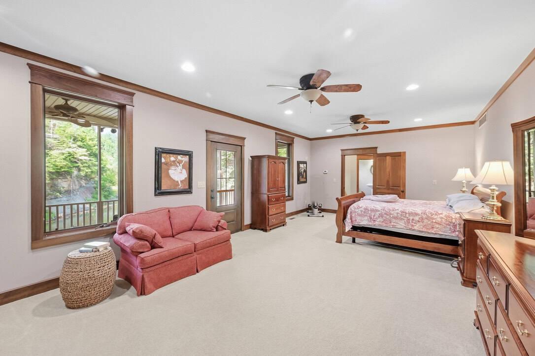 LUXURY SOUTHERN INDIANA ESTATE ON 71 ACRES WITH PRIVATE LAKE