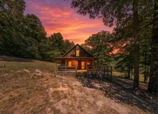 70 Acres & Hunting Cabin For Sale | The Missouri Ozarks