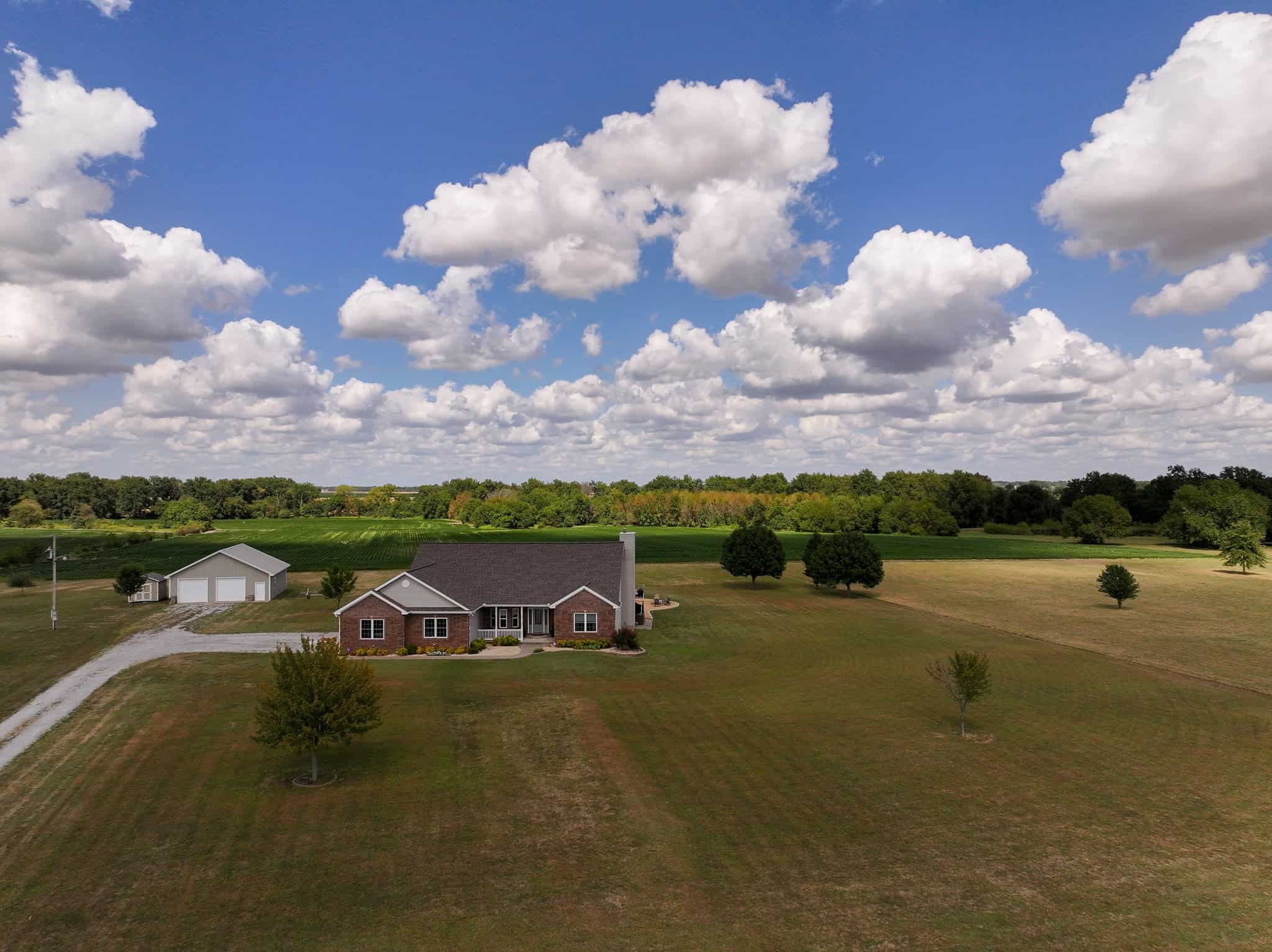 672 SW 15TH RD, LIBERAL, MO, 64762