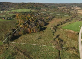 28+/- Acres of Wisconsin Countryside | Fenced Cattle Pasture, Hardwood Ridges, Stream & Dream Homesite