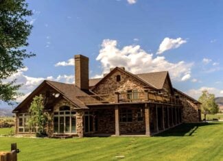 171.72 ± Acre Luxury Ranch & Home for Sale in Salida, Colorado
