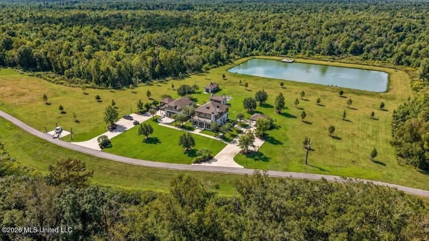1979± Acre Hunting Plantation in White Castle, LA