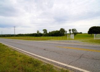 Prime Oklahoma Land With Highway Frontage & Shop For Sale