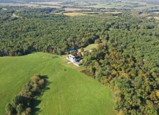 250-Acre Premier Hunting Farm with Weldon River Frontage & 6,152+ Sq Ft Home – Mercer County, MO