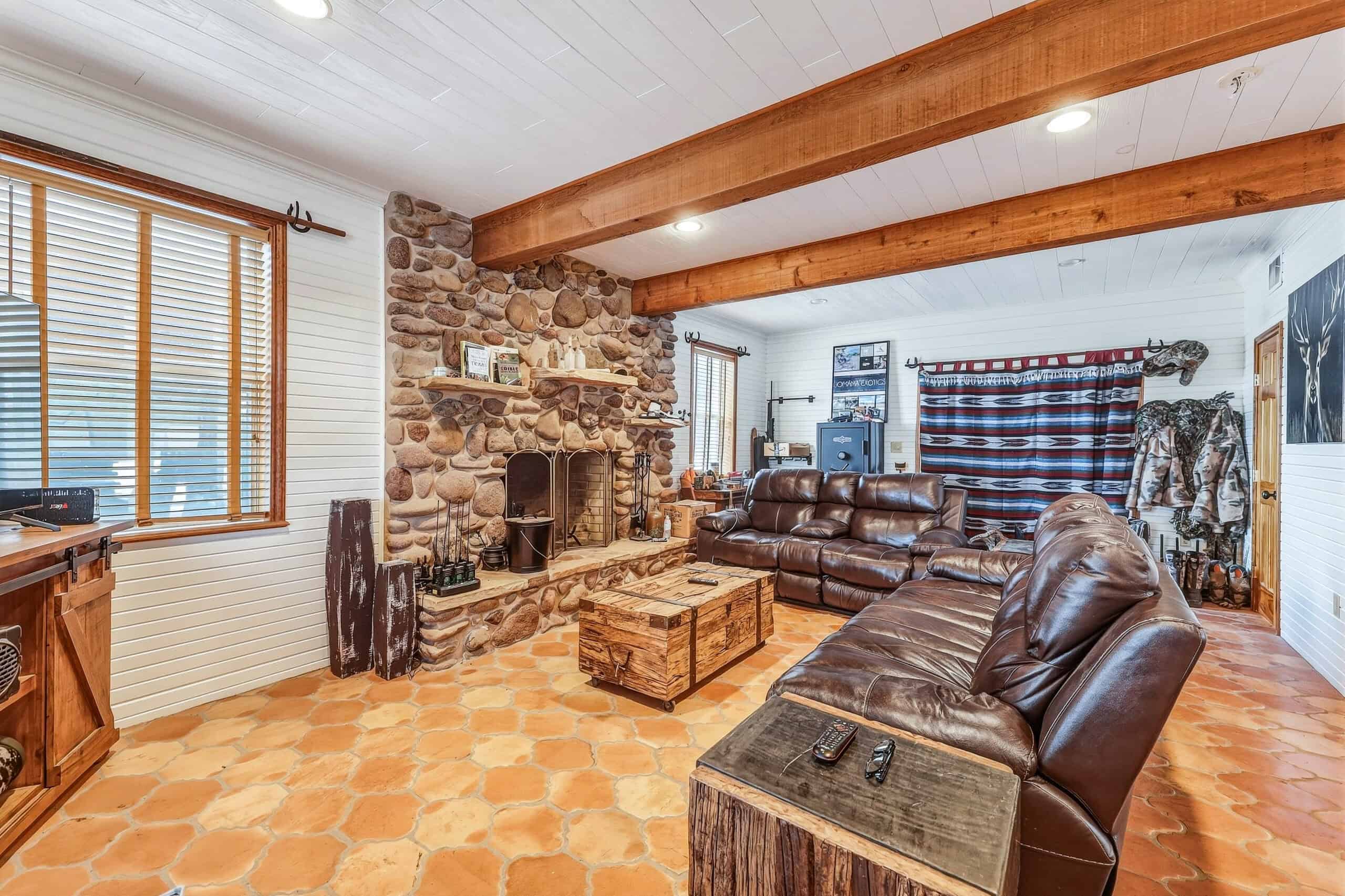 Dunbar Draw Ranch-First-Class Improvements, Exceptional Wildlife