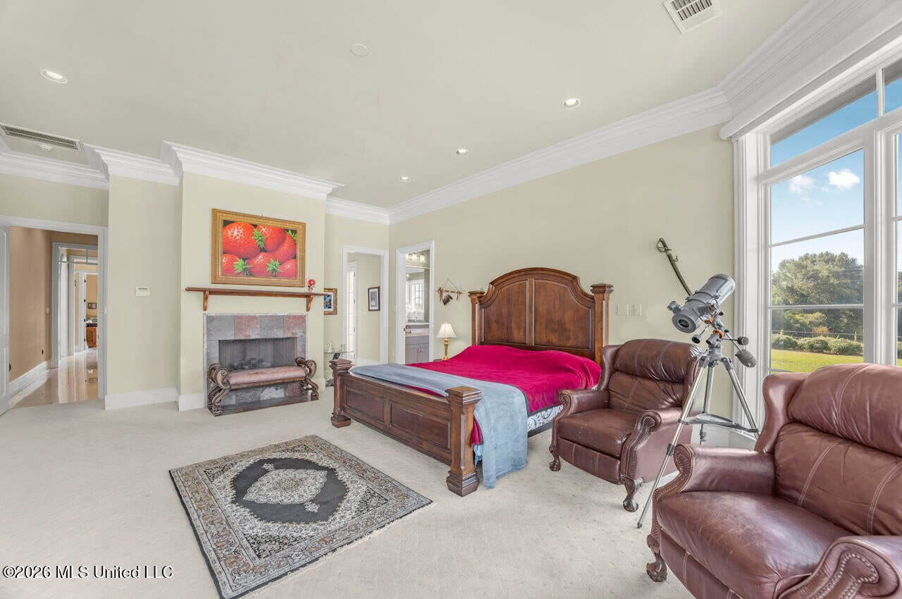 52± Acre Luxury Country Estate in Magnolia, MS