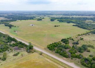 Prime Oklahoma Land With Highway Frontage & Shop For Sale