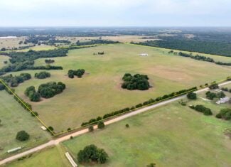 Prime Oklahoma Land With Highway Frontage & Shop For Sale