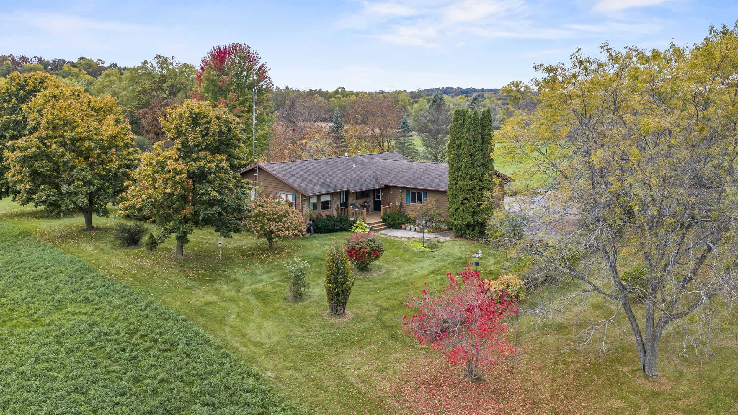 LIVE & ONLINE REAL ESTATE AUCTION – 50.82± Acres with 7-Acre Lake, Home & Outbuildings
