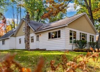 Charming Vintage Home on Canada Creek Ranch – 5.5 Lots Atlanta MI