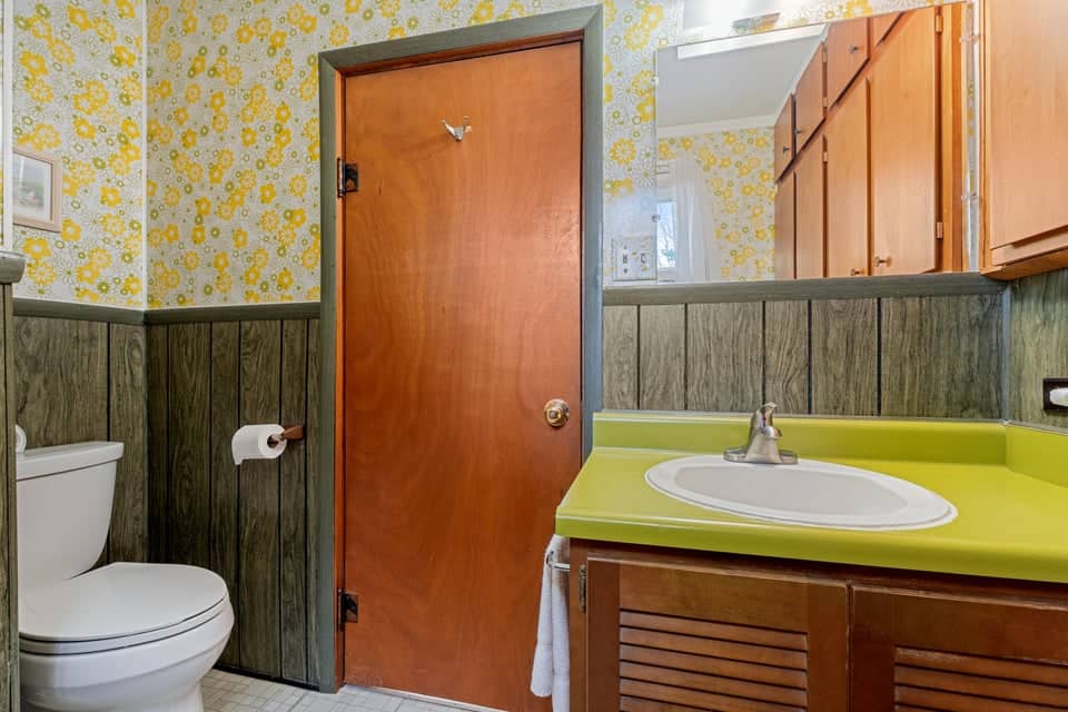 Charming Vintage Home on Canada Creek Ranch – 5.5 Lots Atlanta MI
