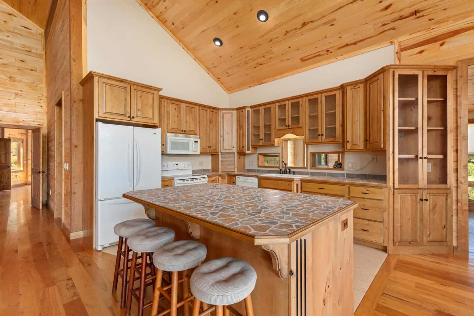 44 ± Acre Luxury Mountain Home for Sale Near Cotopaxi, CO