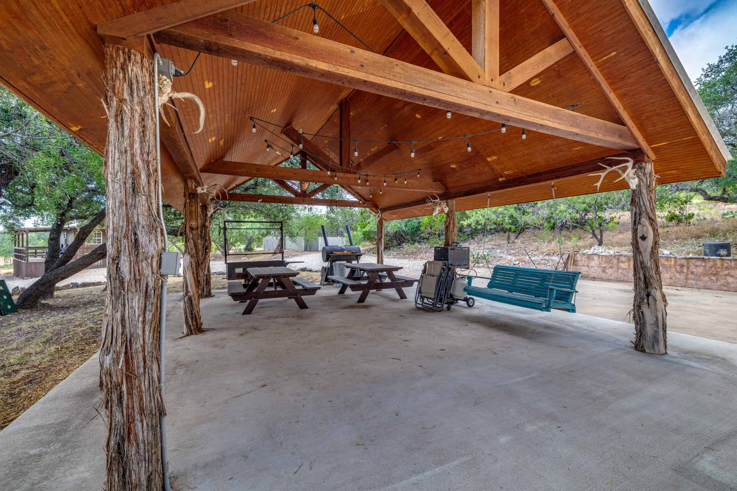 Dunbar Draw Ranch-First-Class Improvements, Exceptional Wildlife