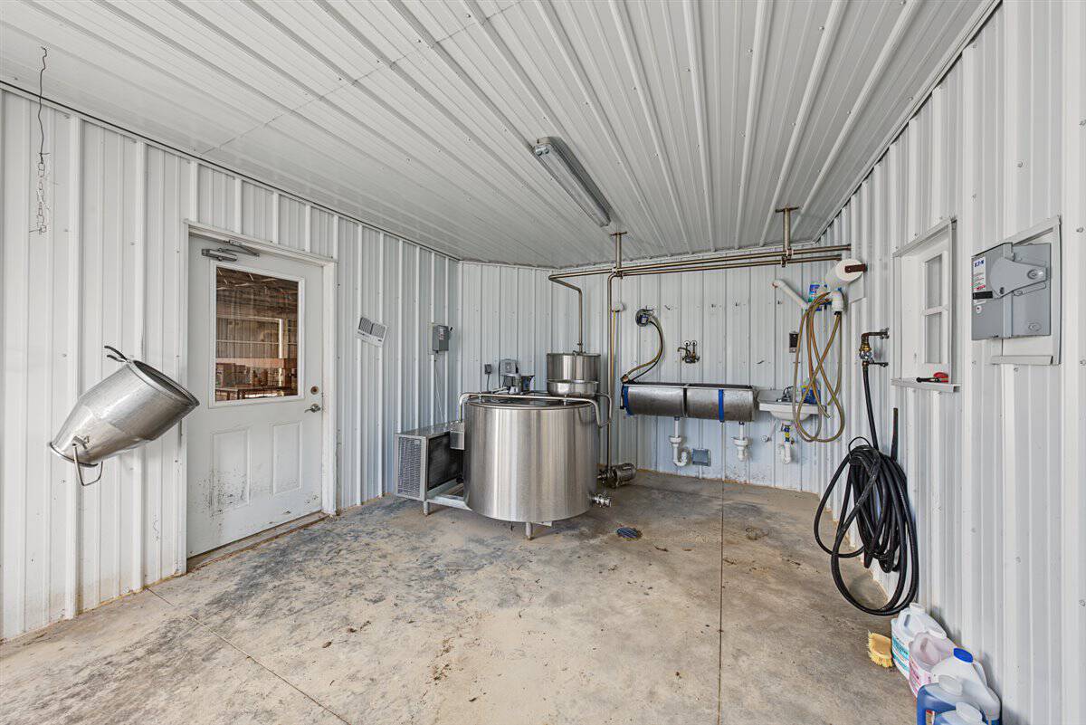 Wisconsin Country Farmstead & Artisan Creamery | Osseo, WI