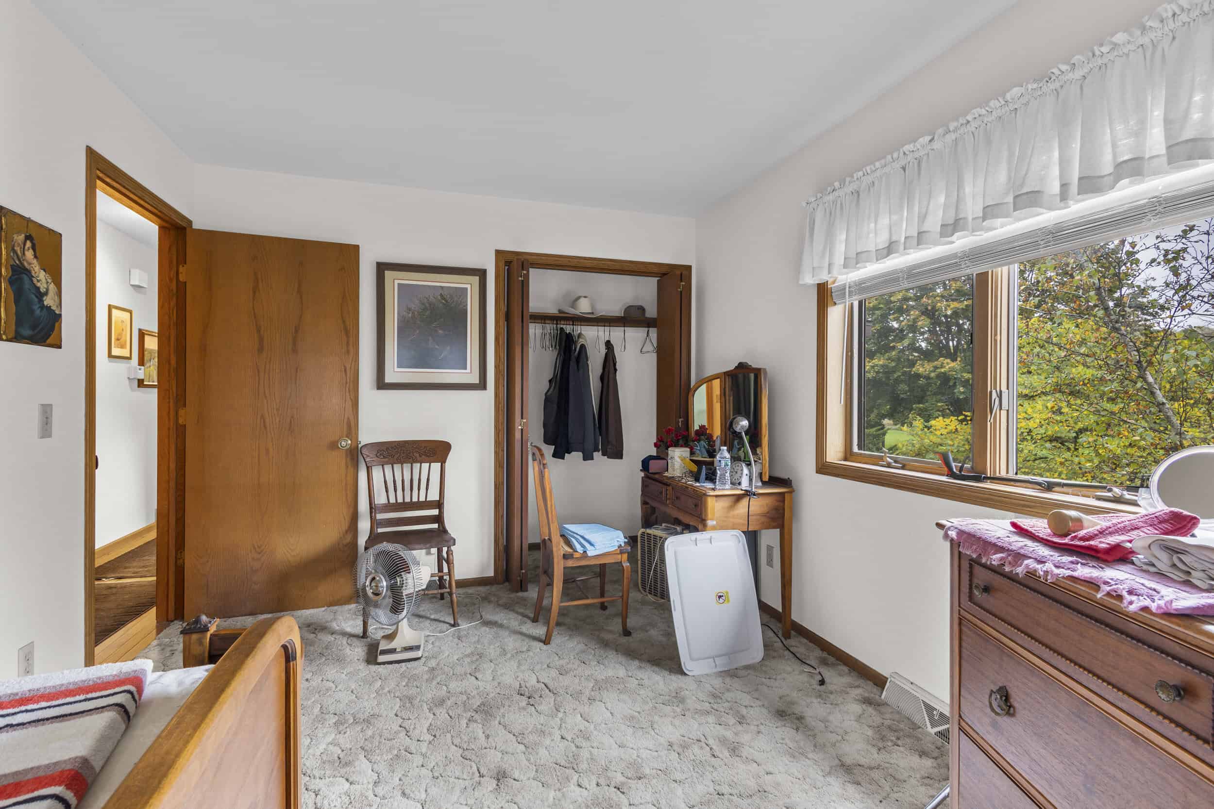 LIVE & ONLINE REAL ESTATE AUCTION – 50.82± Acres with 7-Acre Lake, Home & Outbuildings