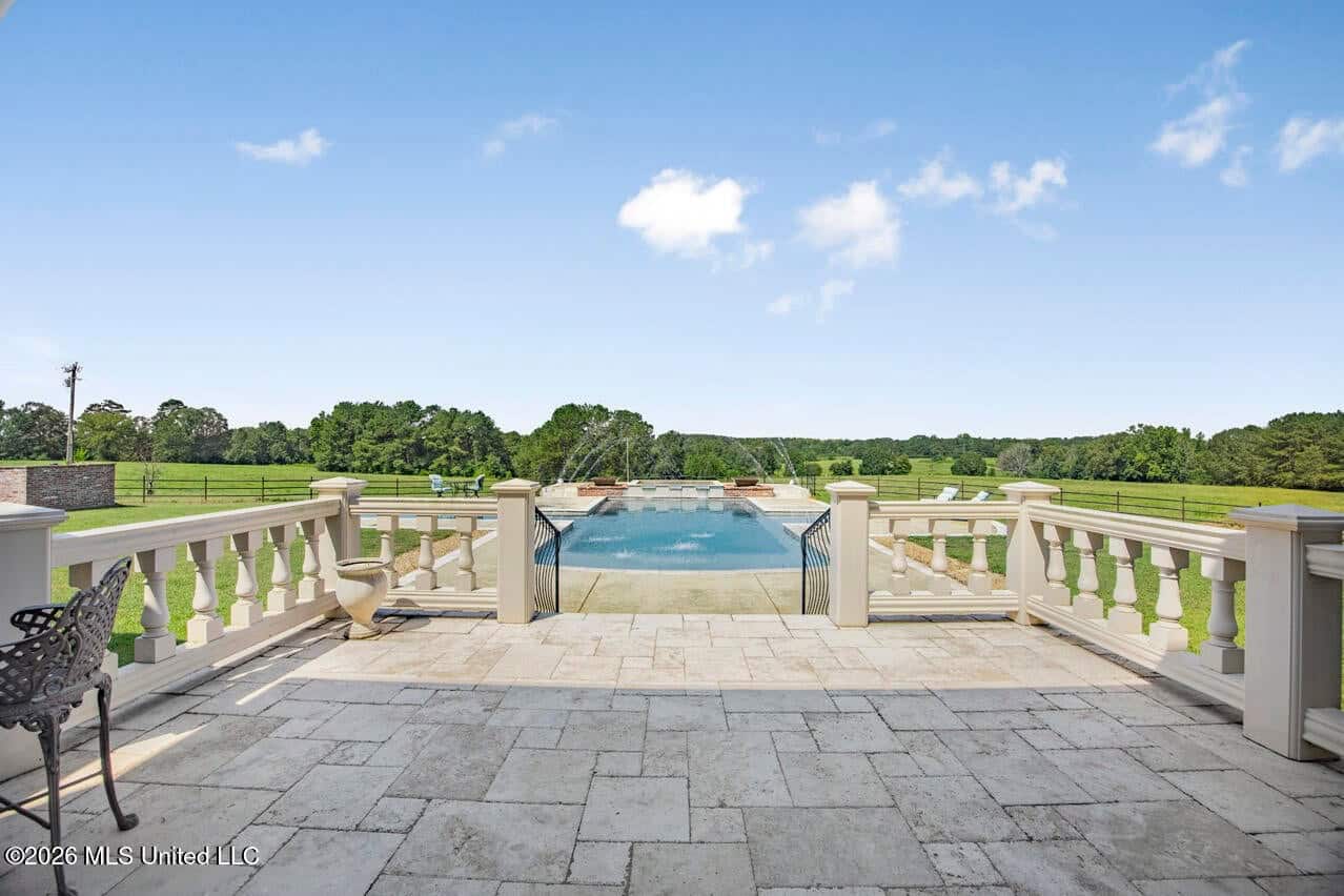 52± Acre Luxury Country Estate in Magnolia, MS