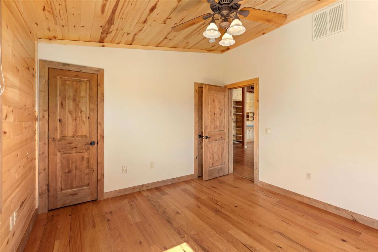 44 ± Acre Luxury Mountain Home for Sale Near Cotopaxi, CO