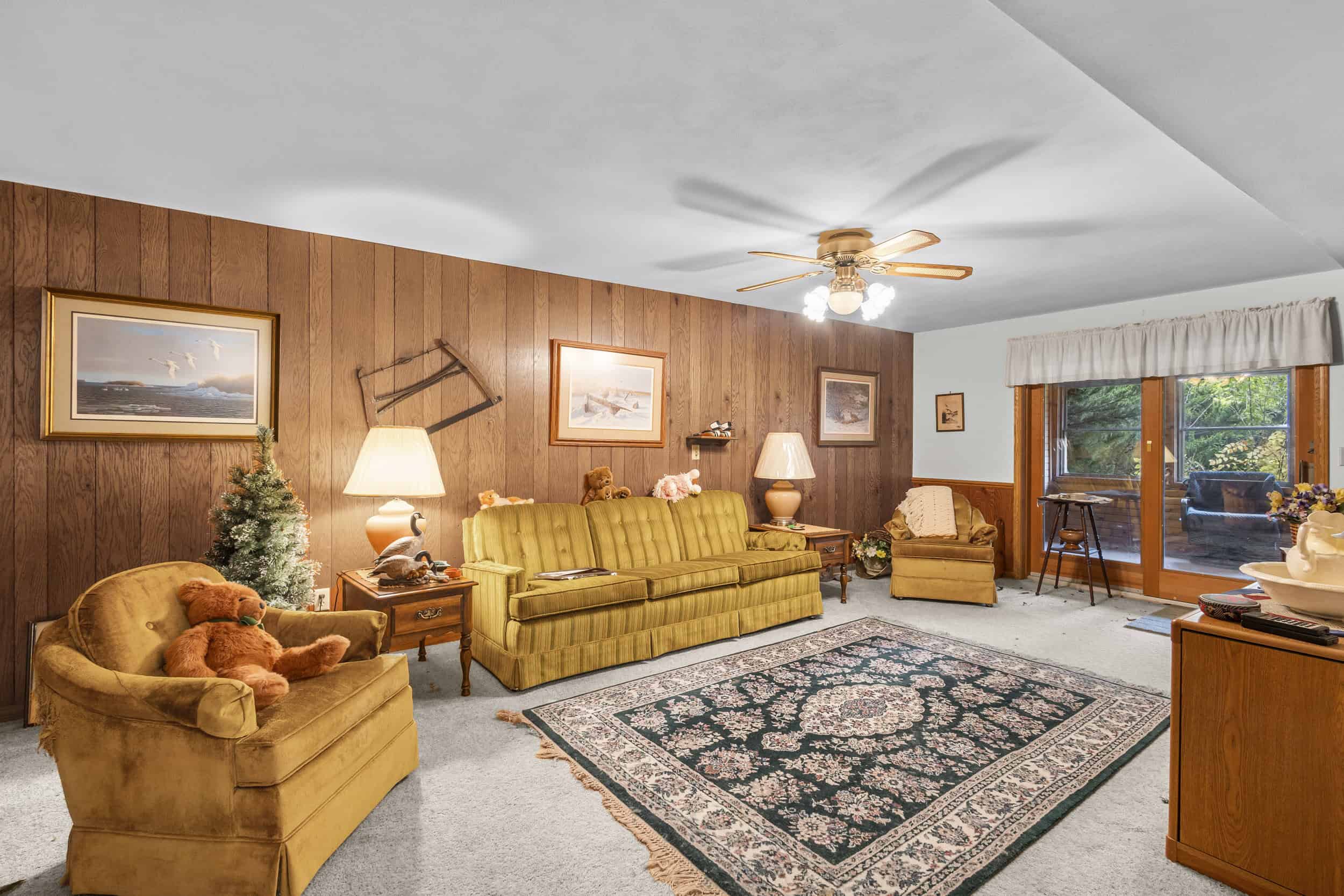 LIVE & ONLINE REAL ESTATE AUCTION – 50.82± Acres with 7-Acre Lake, Home & Outbuildings