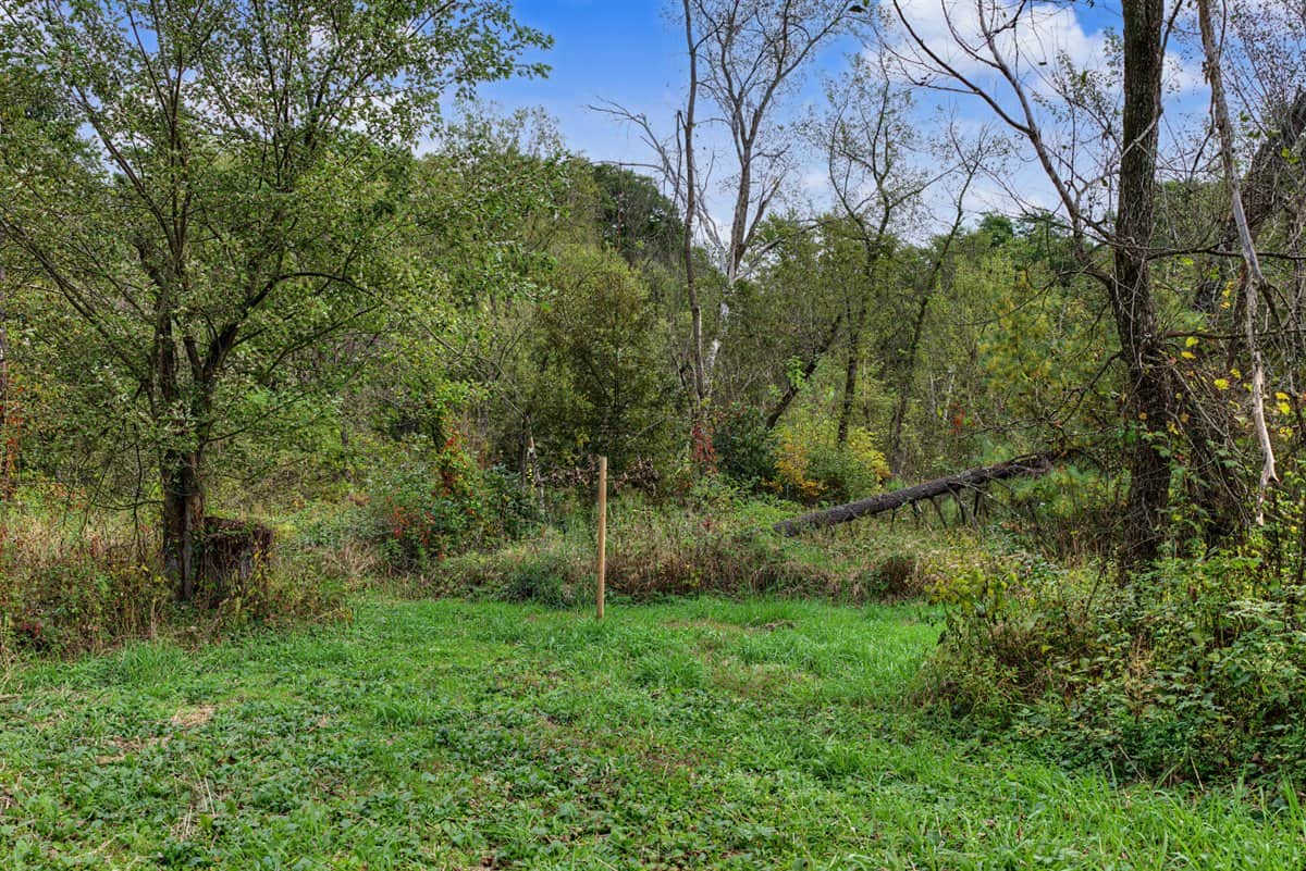 Turnkey 28± Acre Hunting Property Near Melrose, Wisconsin