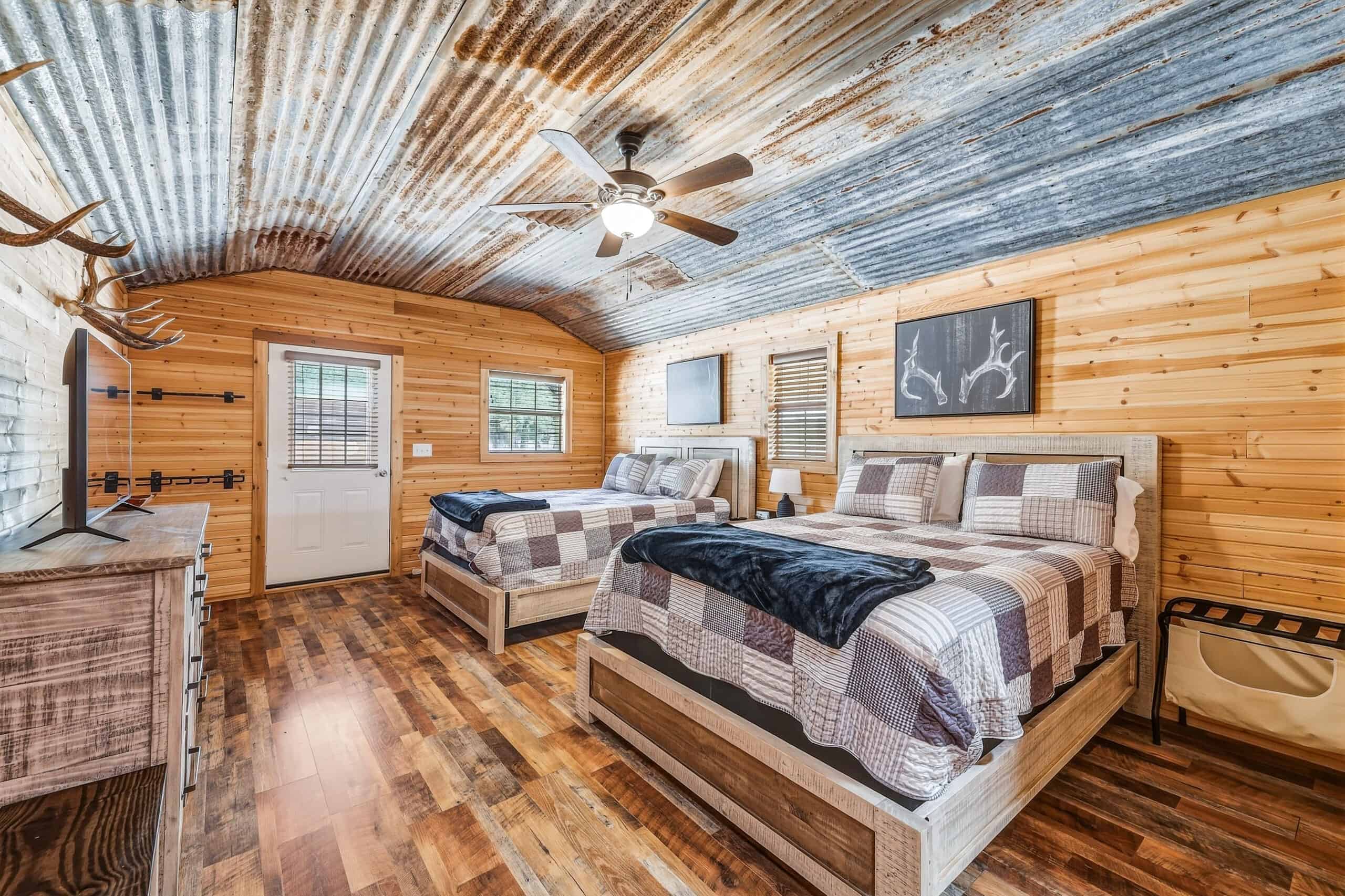 Dunbar Draw Ranch-First-Class Improvements, Exceptional Wildlife