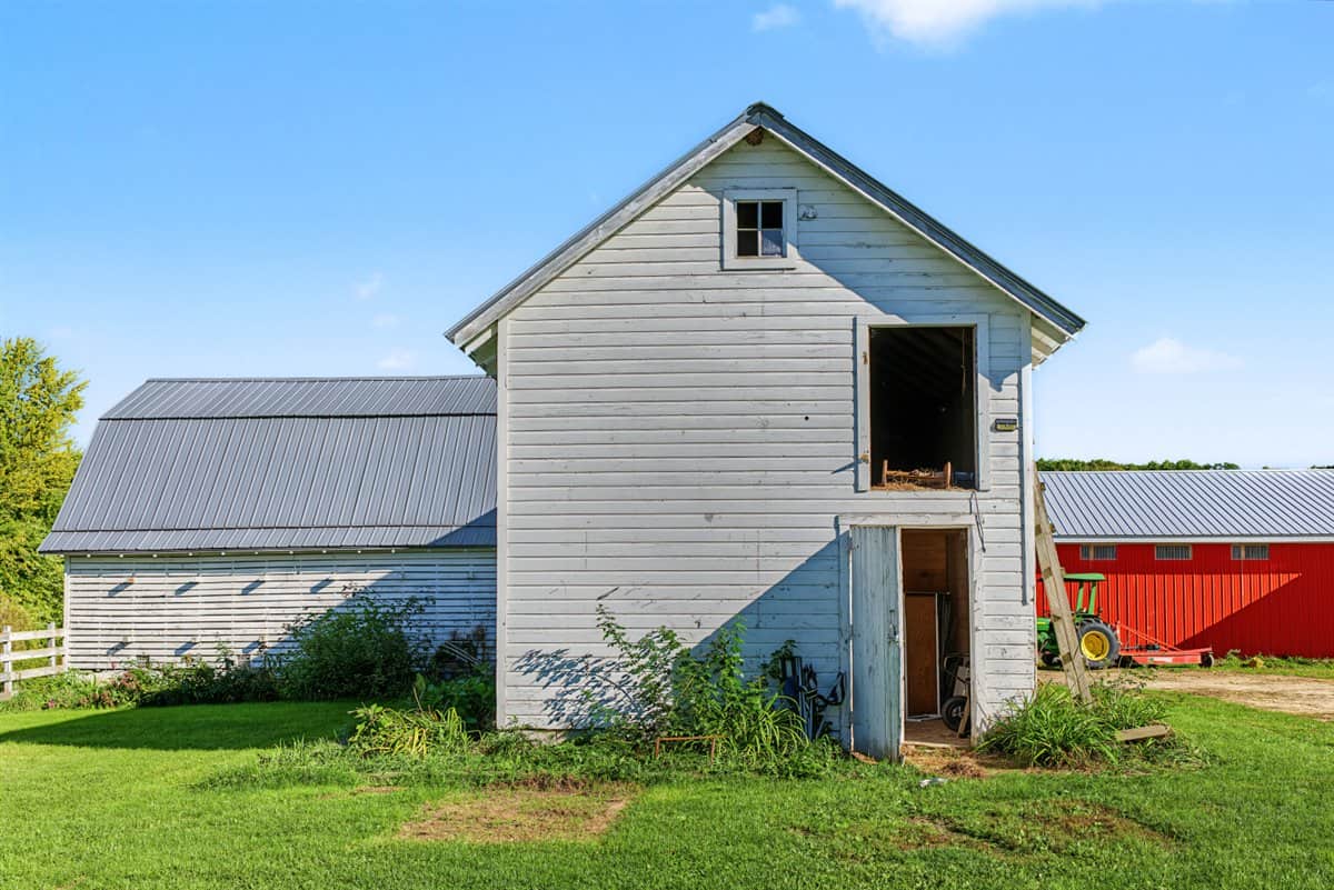 Wisconsin Country Farmstead & Artisan Creamery | Osseo, WI